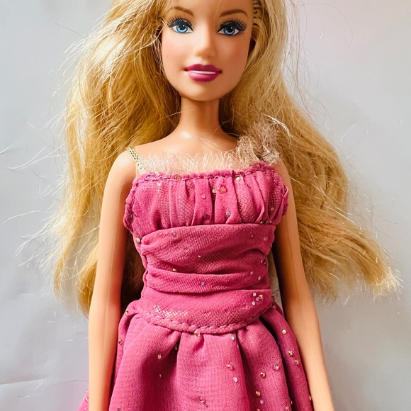 Fashion fever barbie doll 2007 - Picture 7 of 13